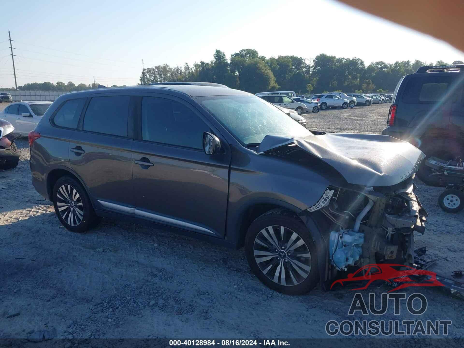 MITSUBISHI OUTLANDER 2019 - JA4AD2A39KZ014212