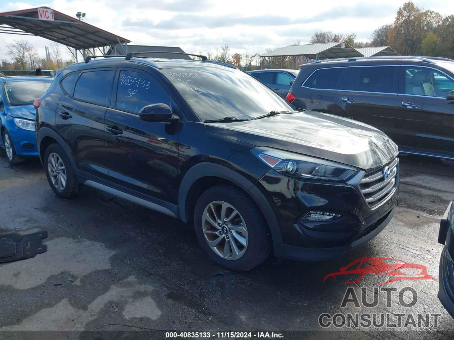 HYUNDAI TUCSON 2017 - KM8J3CA43HU382510