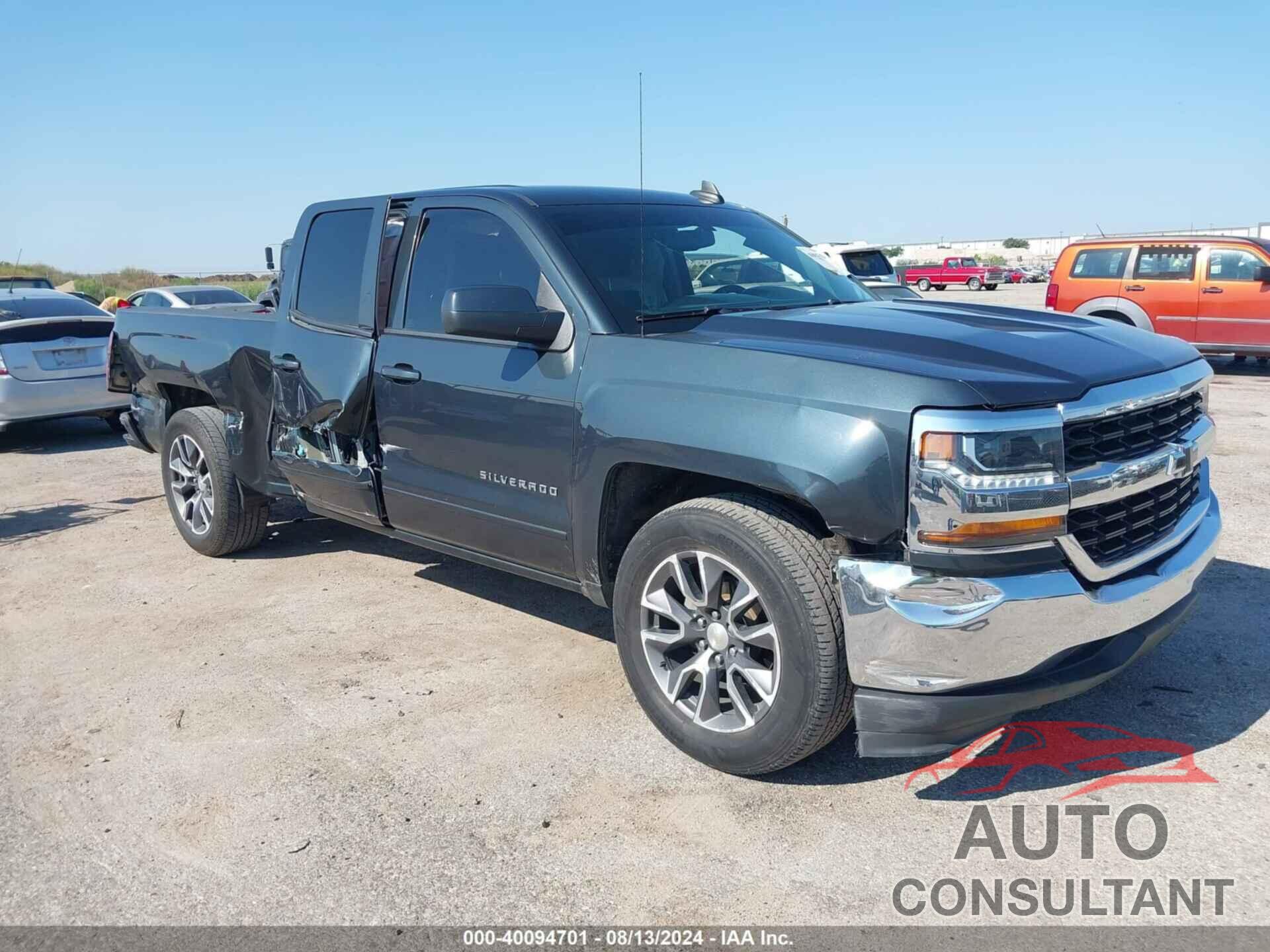 CHEVROLET SILVERADO 1500 2018 - 1GCRCREC4JZ168629