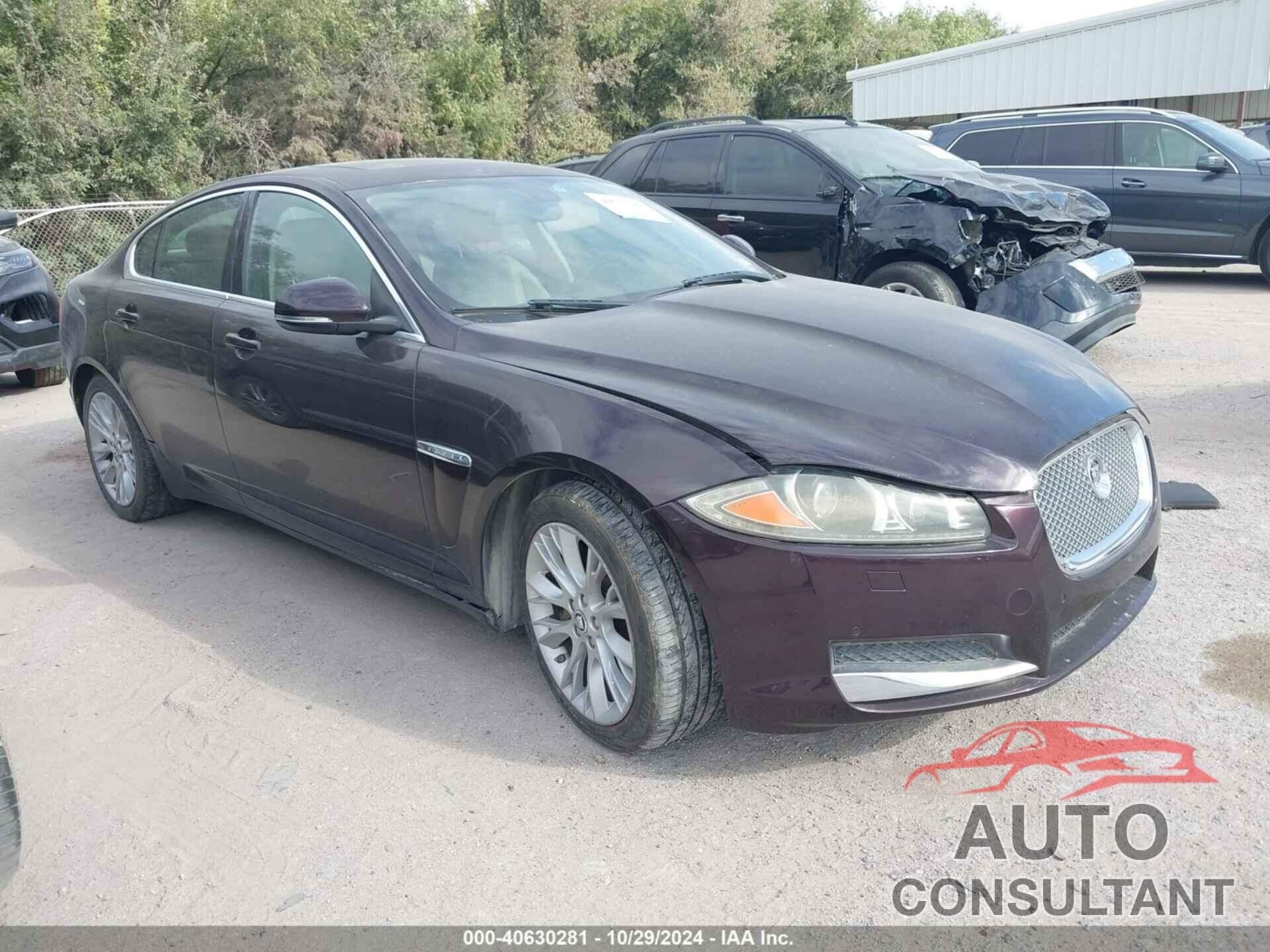 JAGUAR XF 2013 - SAJWA0E70D8S67192