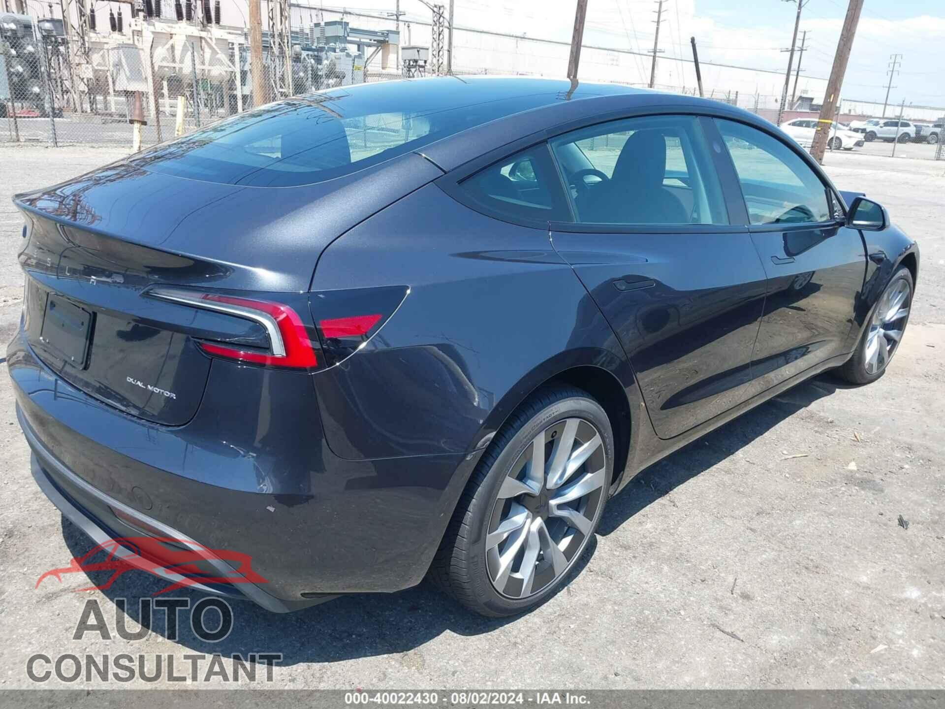 TESLA MODEL 3 2024 - 5YJ3E1EB9RF768752