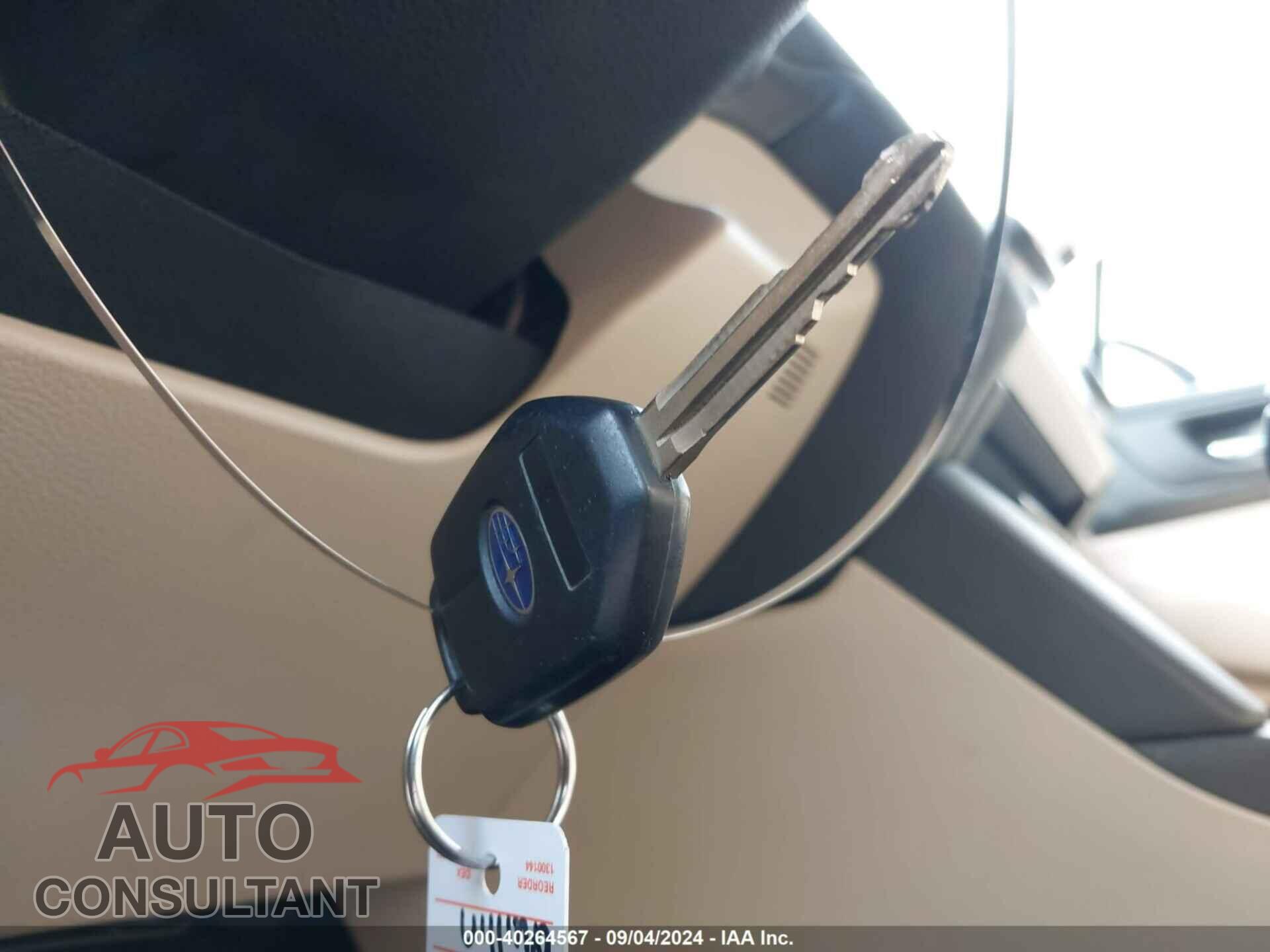 SUBARU OUTBACK 2017 - 4S4BSAFC0H3336005