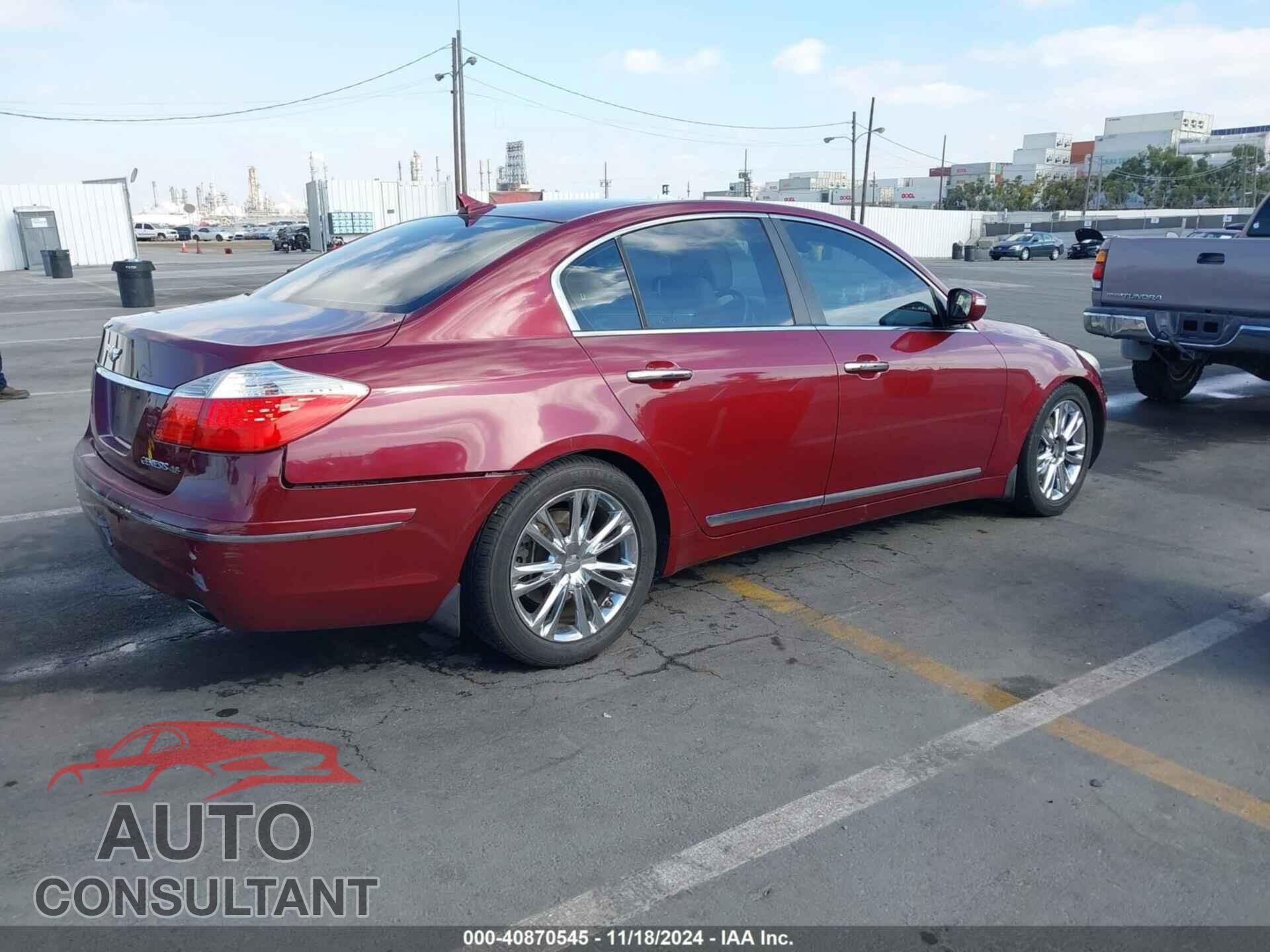 HYUNDAI GENESIS 2011 - KMHGC4DF0BU146000