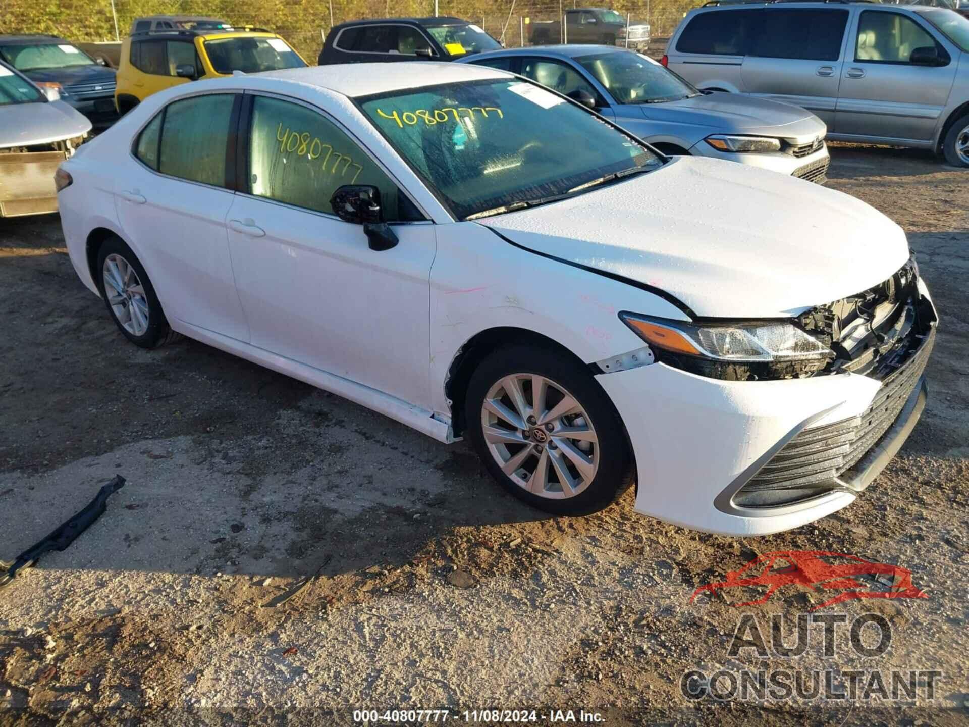 TOYOTA CAMRY 2024 - 4T1C11AK0RU883356