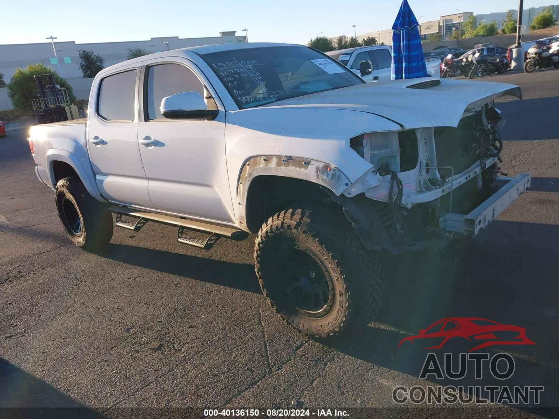 TOYOTA TACOMA 2017 - 5TFCZ5AN8HX111232