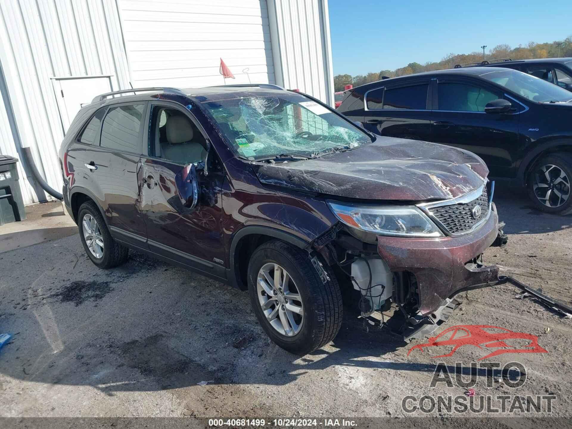 KIA SORENTO 2015 - 5XYKTCA6XFG617493