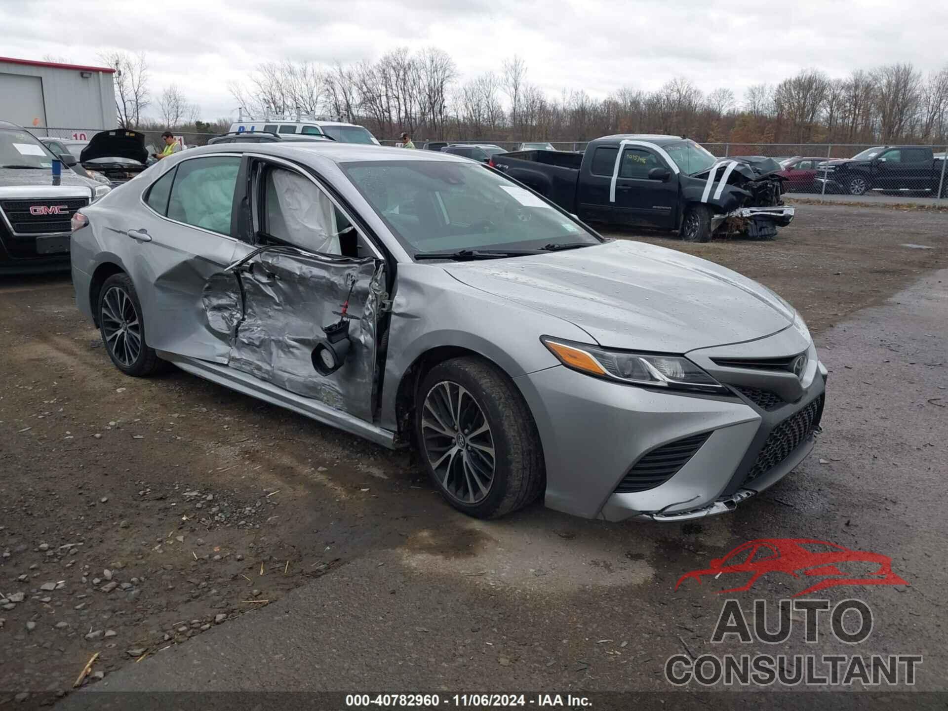 TOYOTA CAMRY 2020 - 4T1G11AK5LU941633