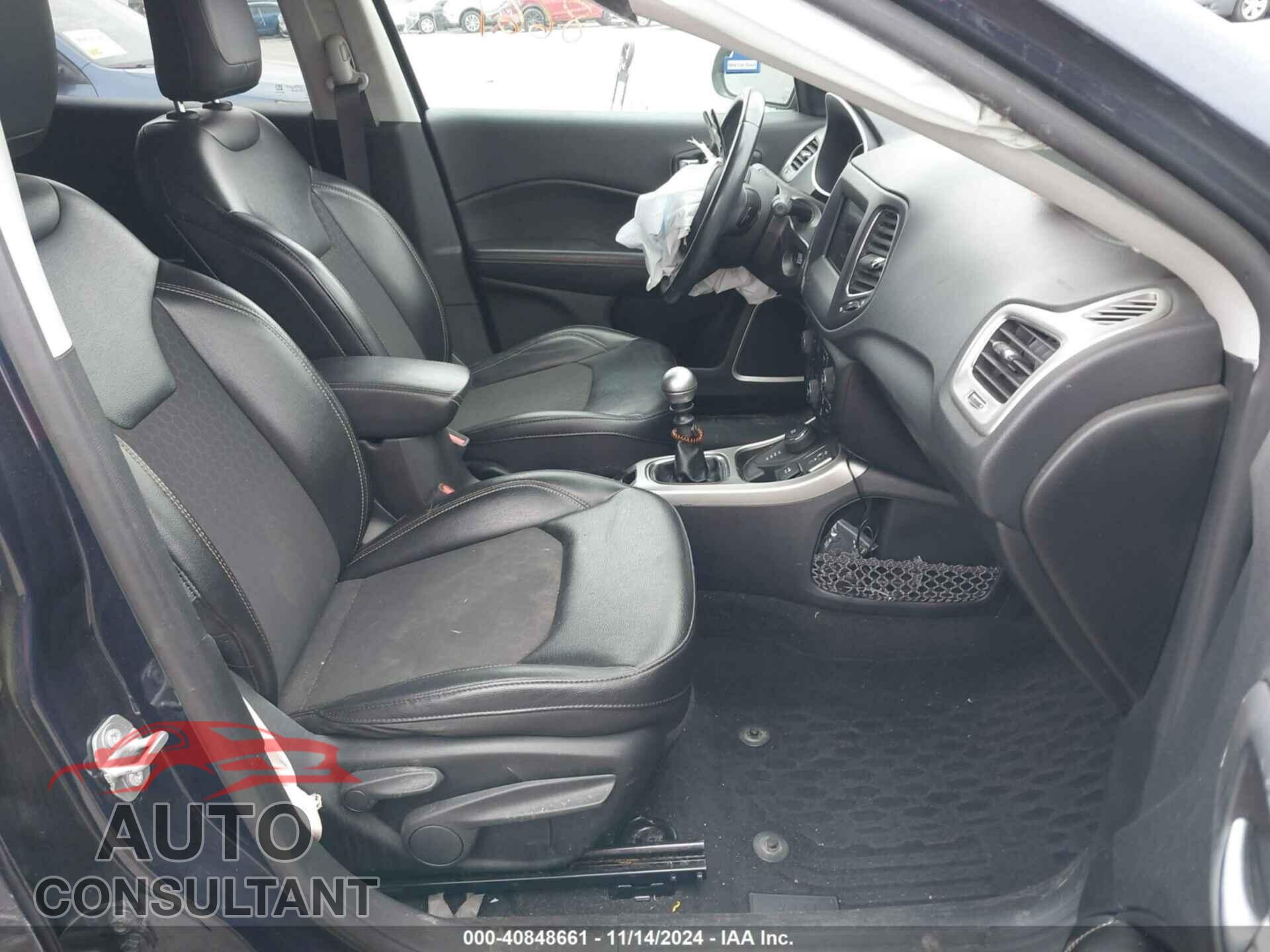 JEEP COMPASS 2020 - 3C4NJDBB5LT115743