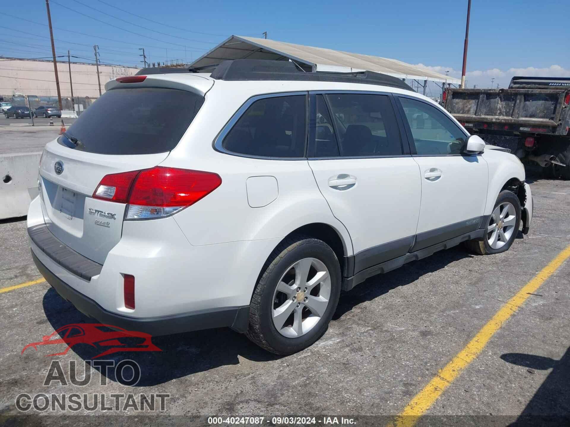 SUBARU OUTBACK 2013 - 4S4BRBCC7D3299132