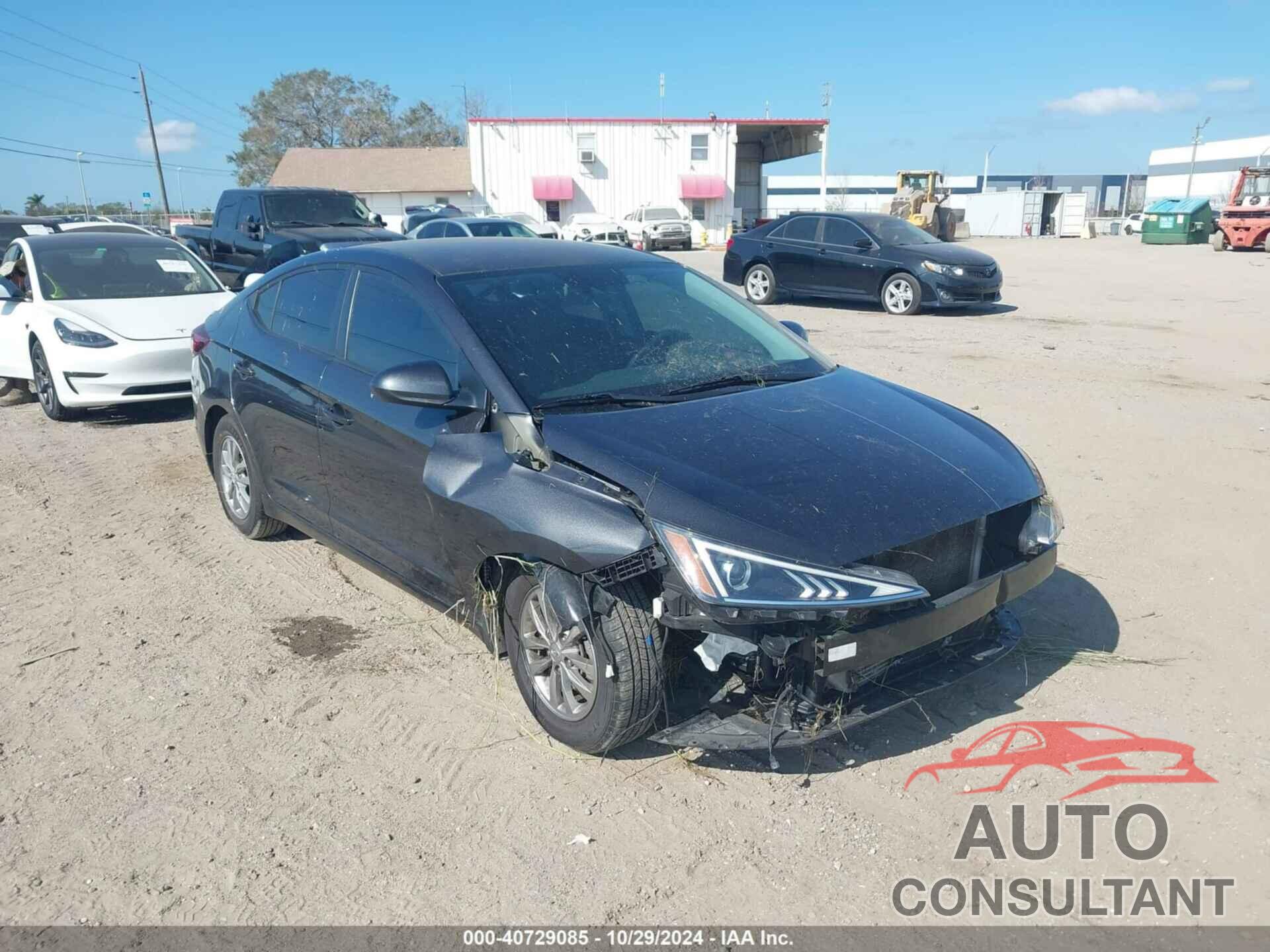 HYUNDAI ELANTRA 2020 - 5NPD94LA1LH601752