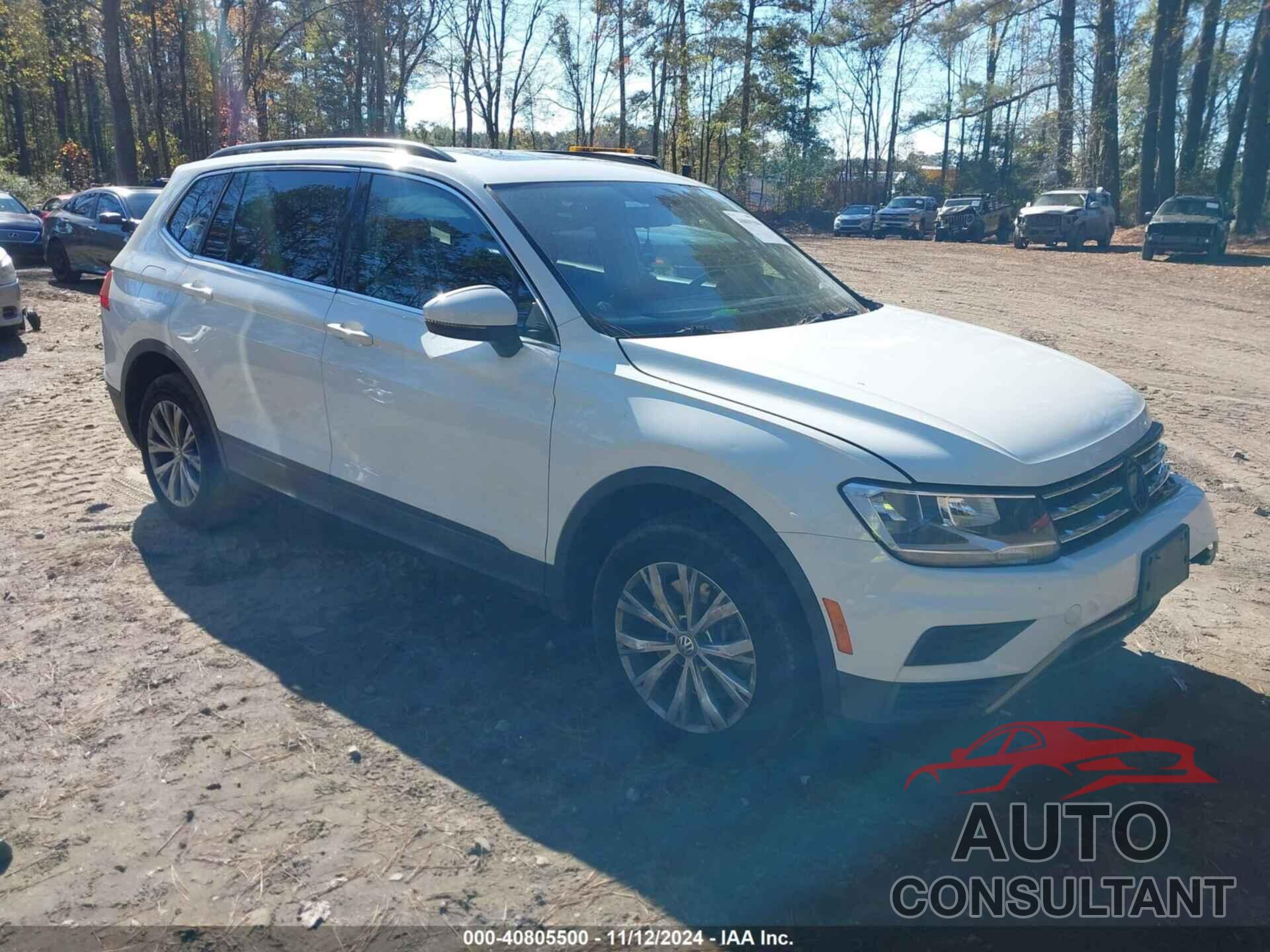 VOLKSWAGEN TIGUAN 2019 - 3VV2B7AX4KM040588