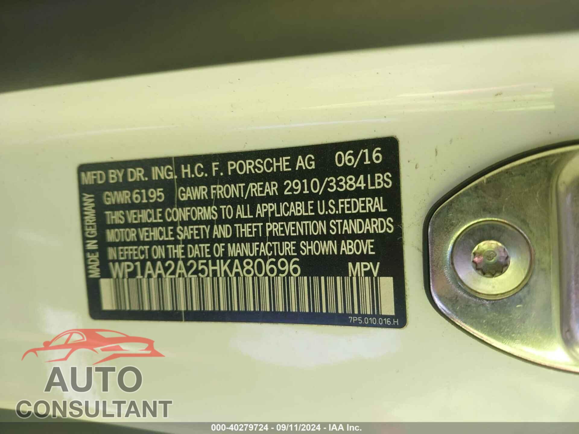 PORSCHE CAYENNE 2017 - WP1AA2A25HKA80696