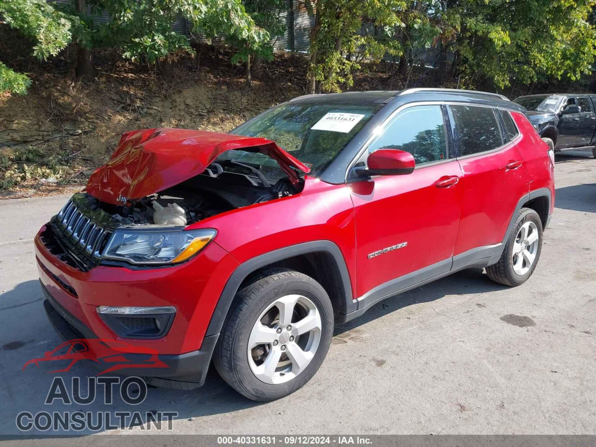 JEEP COMPASS 2018 - 3C4NJDBB2JT114725