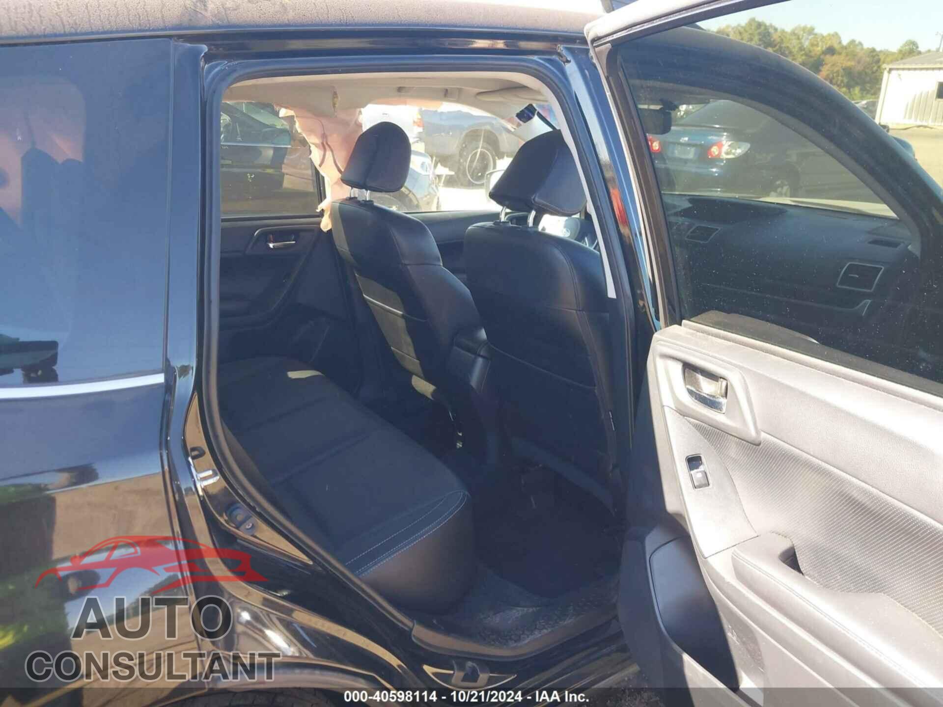 SUBARU FORESTER 2017 - JF2SJAJC8HH534365