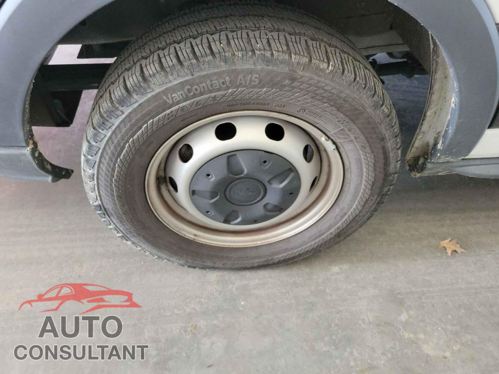 FORD TRANSIT 2018 - 1FTYR1YM5JKB43926