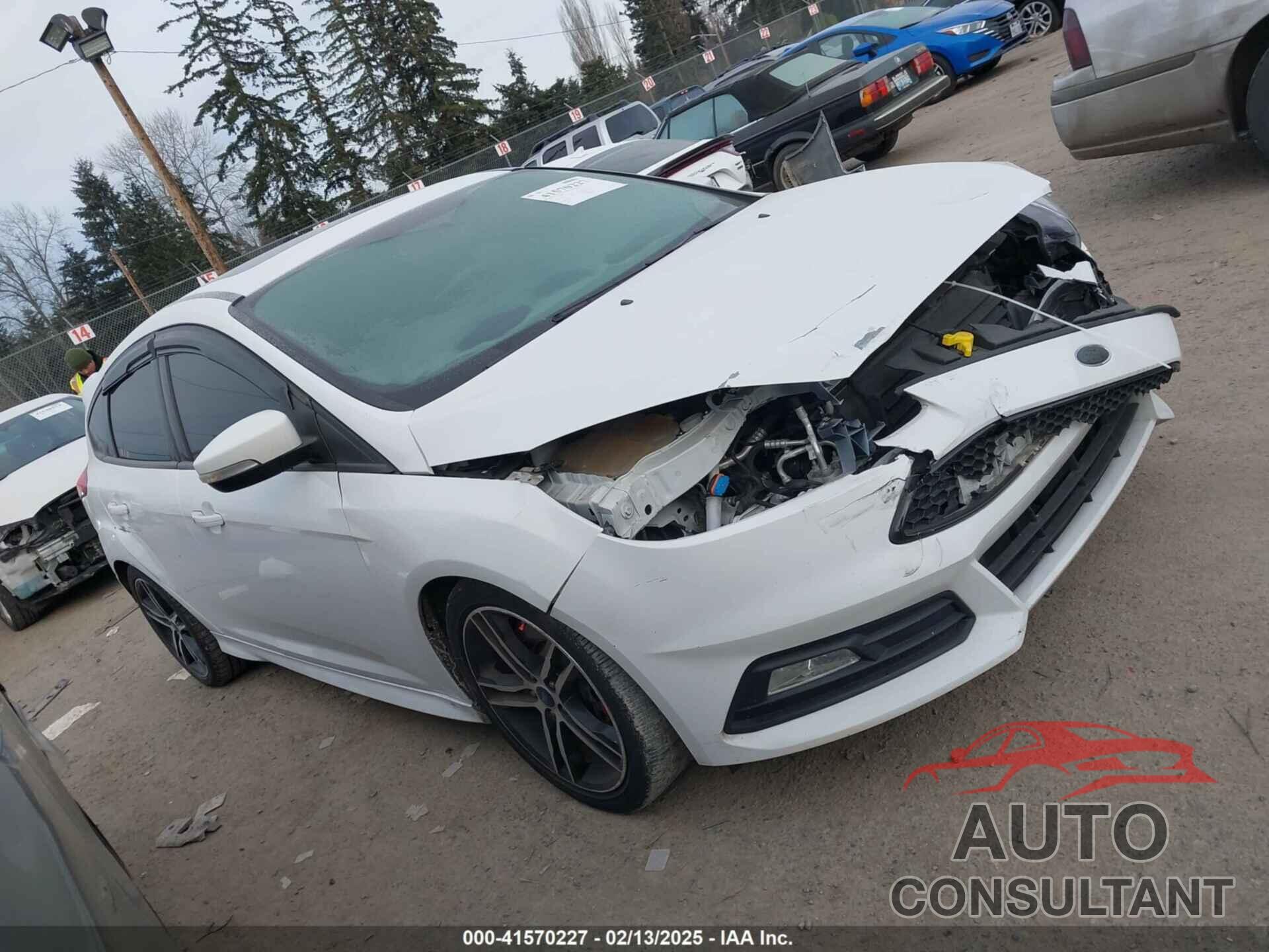 FORD FOCUS ST 2018 - 1FADP3L90JL241118