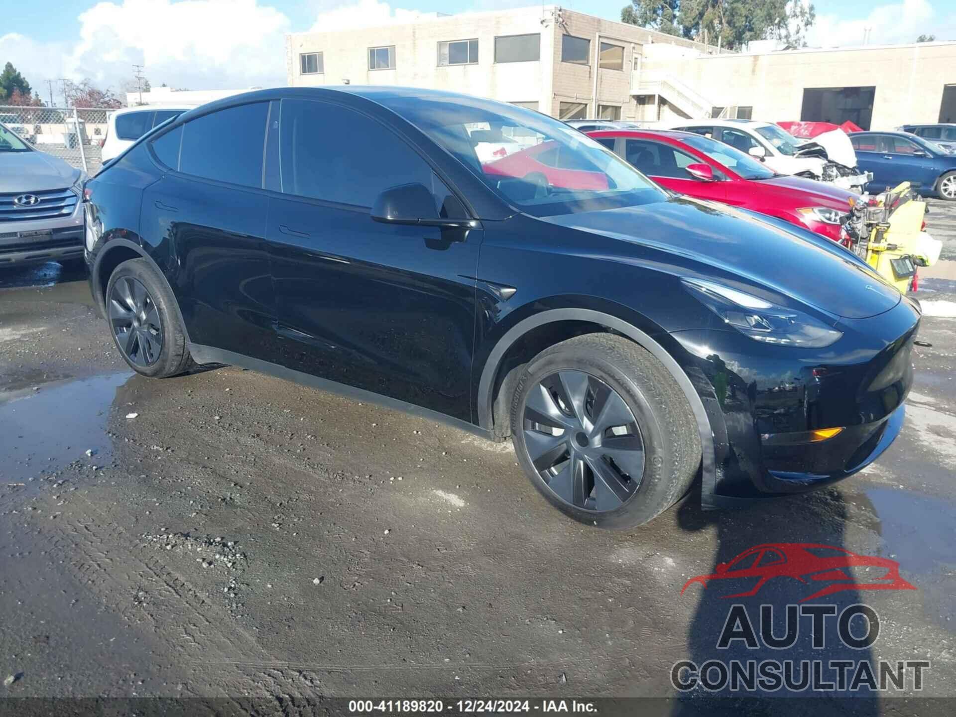 TESLA MODEL Y 2024 - 7SAYGDEEXRF124739