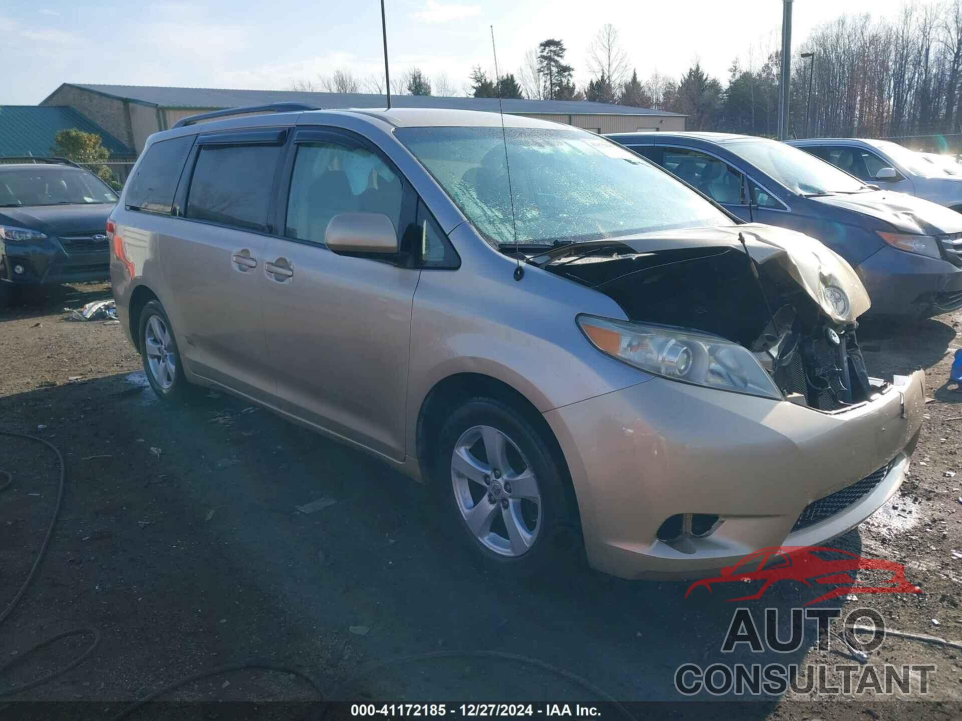 TOYOTA SIENNA 2011 - 5TDKK3DC0BS050437