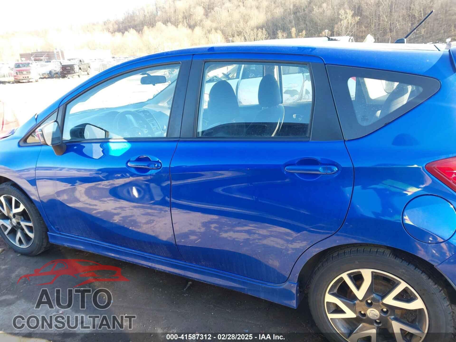 NISSAN VERSA NOTE 2015 - 3N1CE2CP1FL374067