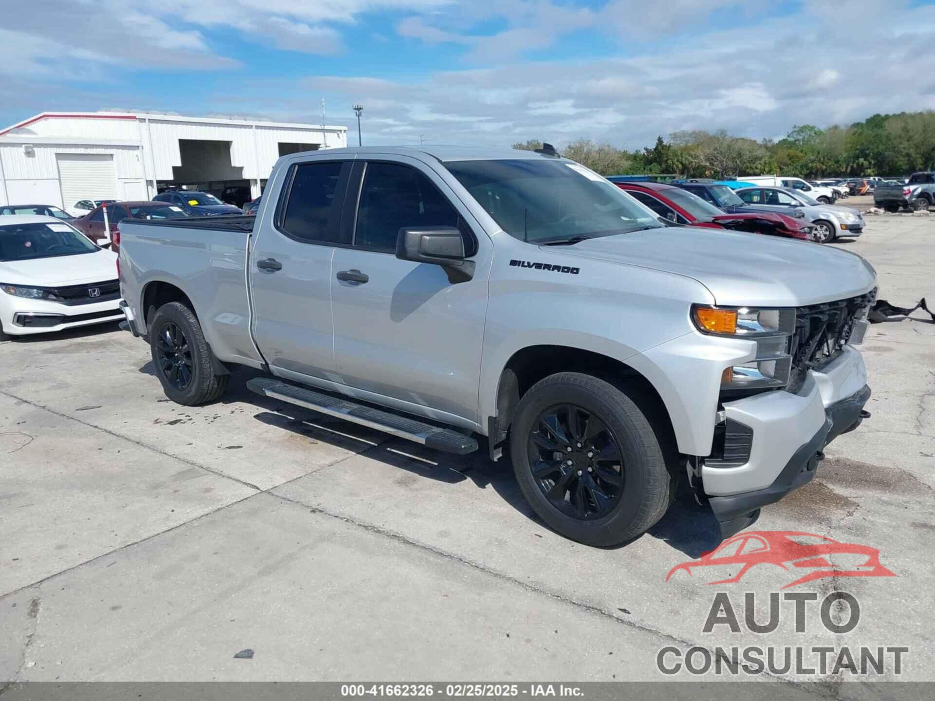 CHEVROLET SILVERADO 1500 2021 - 1GCRWBEHXMZ155513