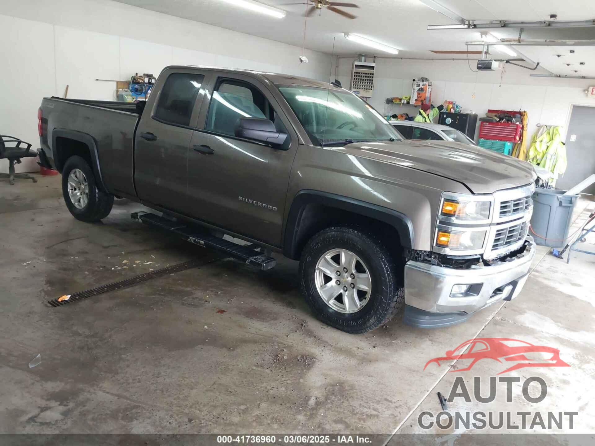 CHEVROLET SILVERADO 1500 2014 - 1GCVKREC5EZ147506