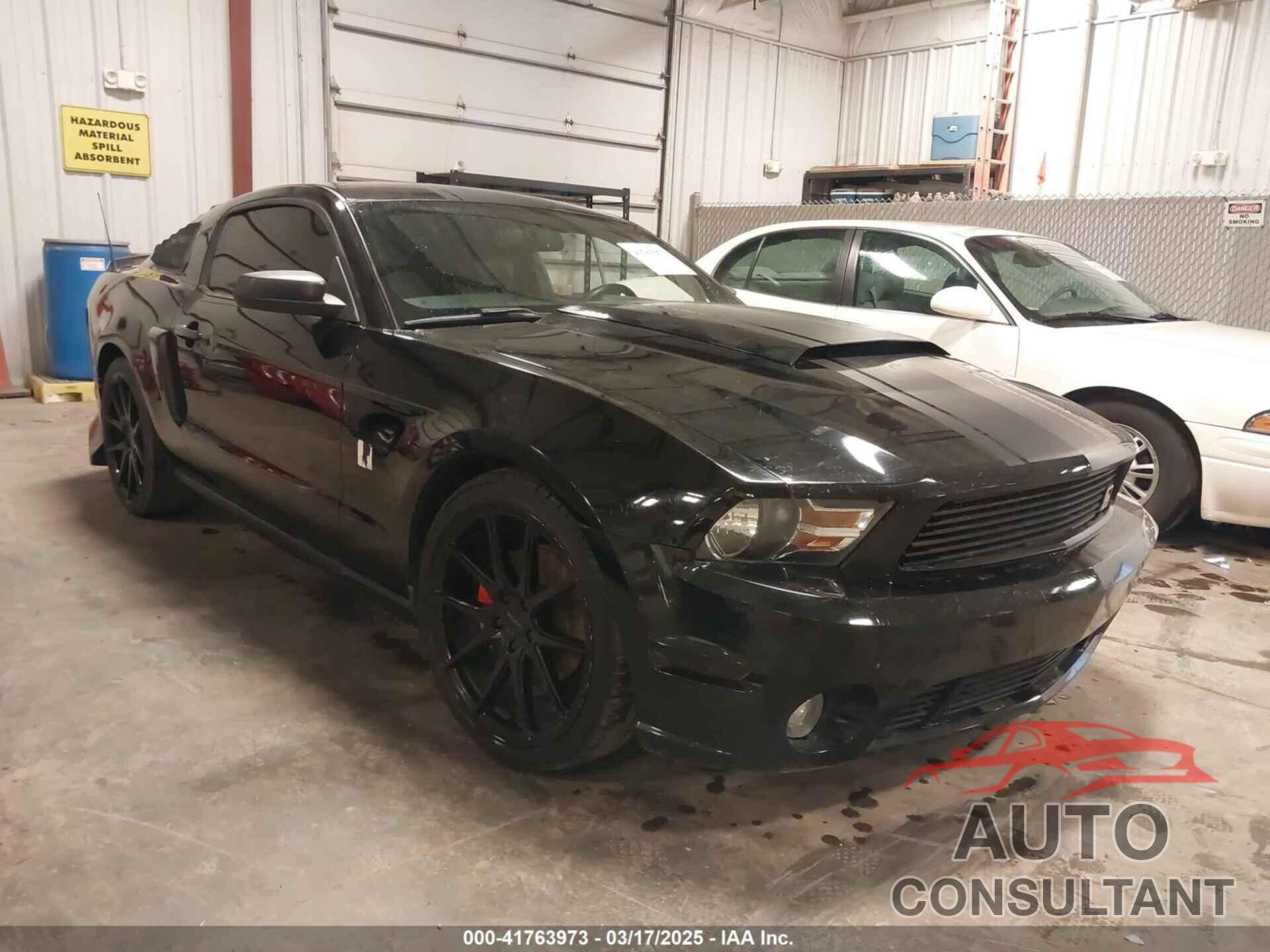 FORD MUSTANG 2011 - 1ZVBP8AM4B5152094