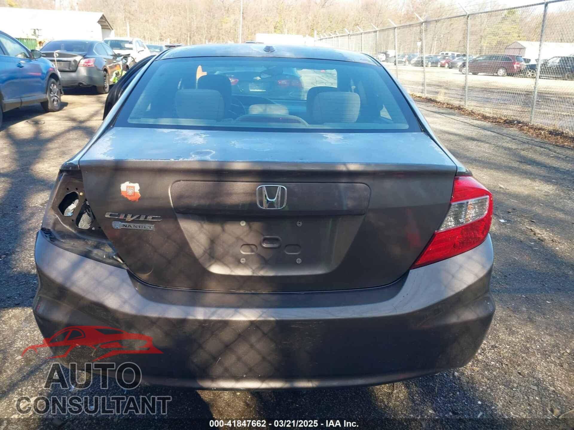 HONDA CIVIC 2012 - 2HGFB2F83CH537184
