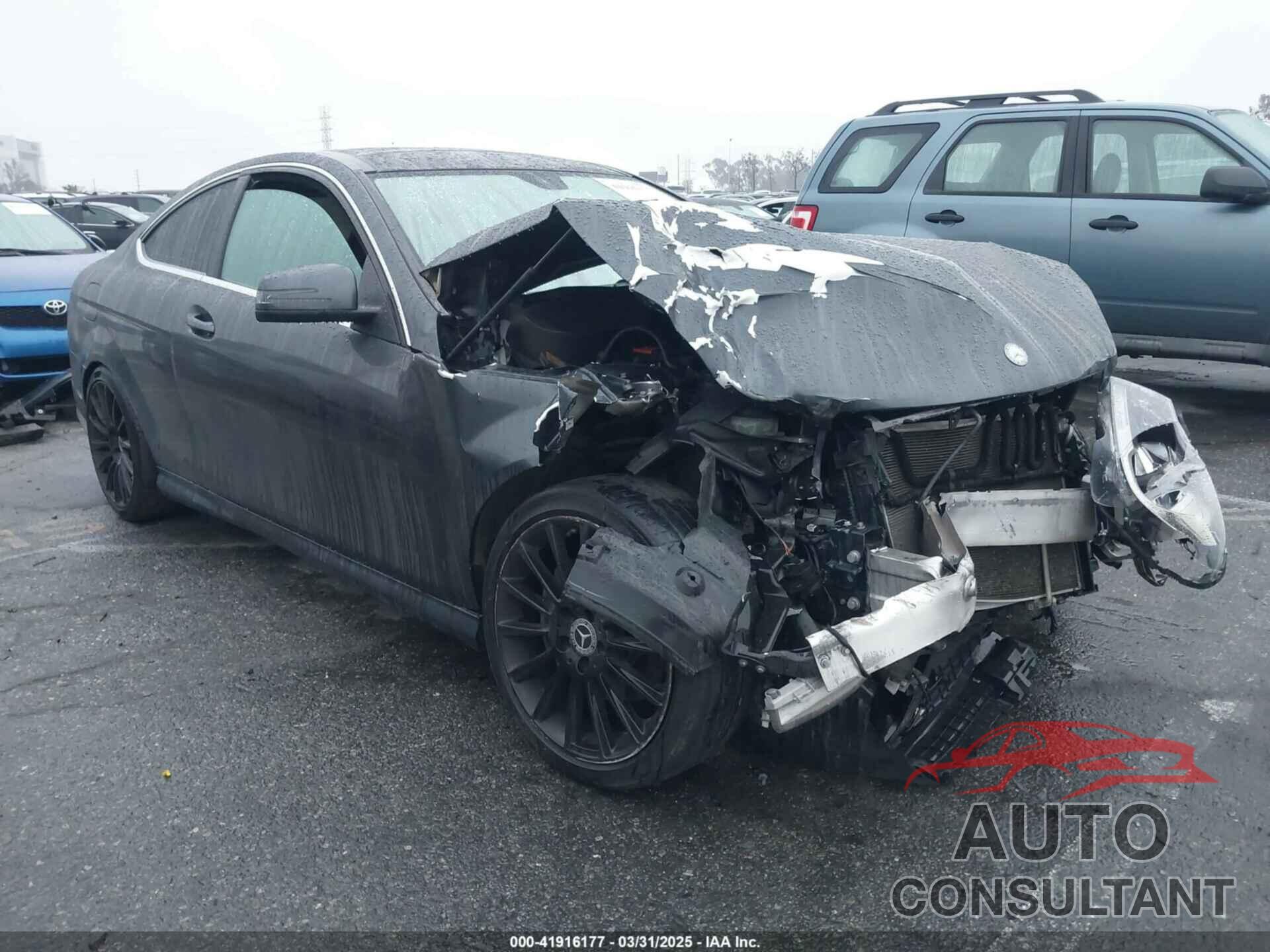 MERCEDES-BENZ C 350 2013 - WDDGJ5HBXDF958795