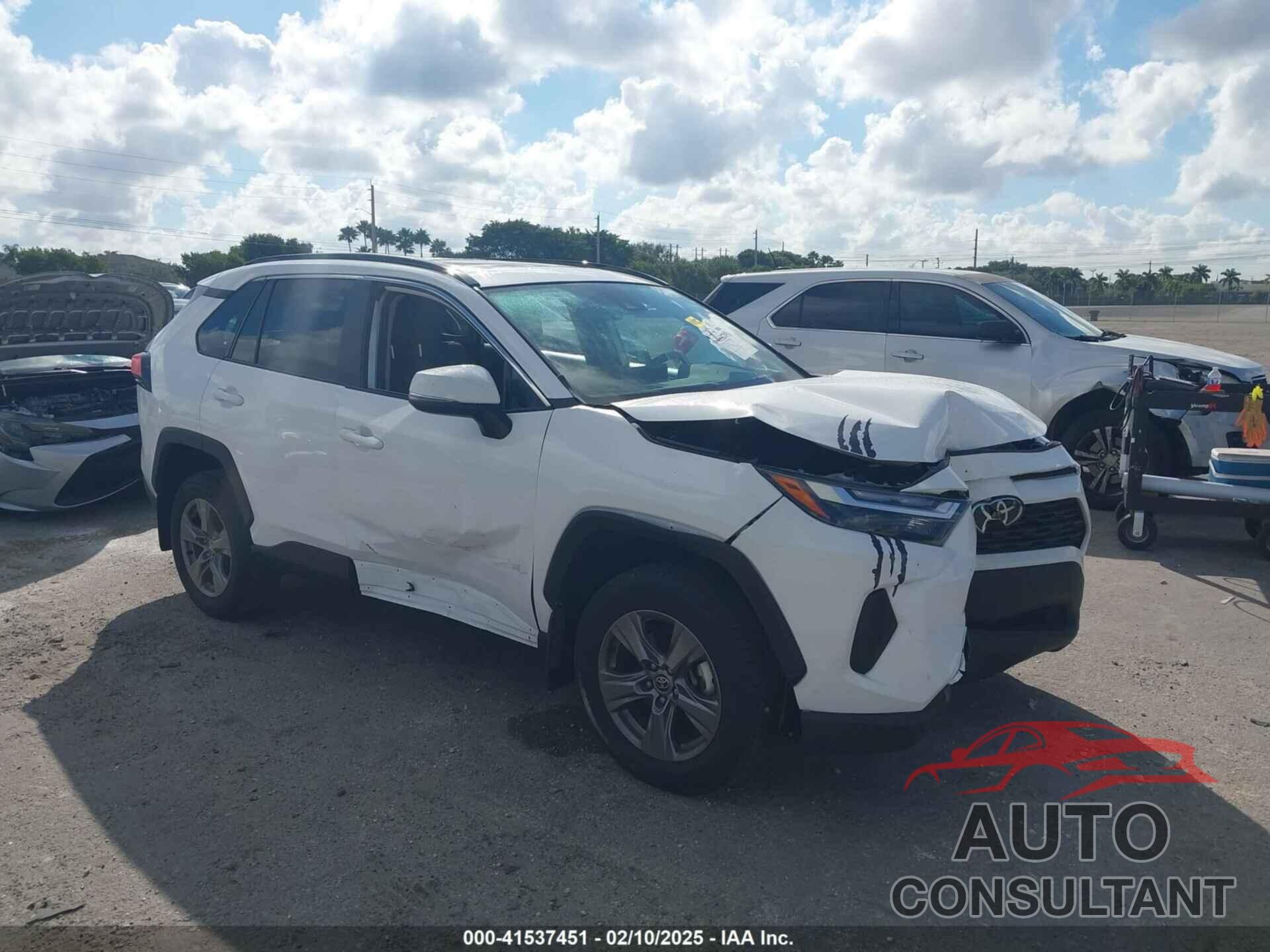 TOYOTA RAV4 2024 - 2T3W1RFV1RC265017