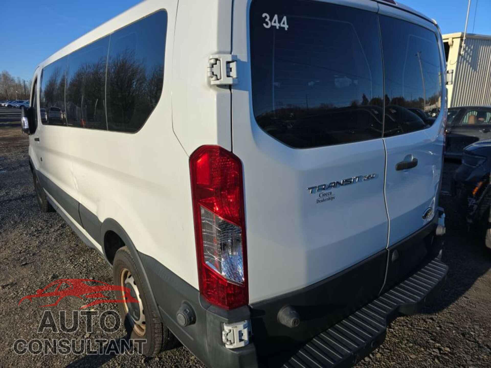 FORD TRANSIT 2017 - 1FBZX2YM8HKA16229