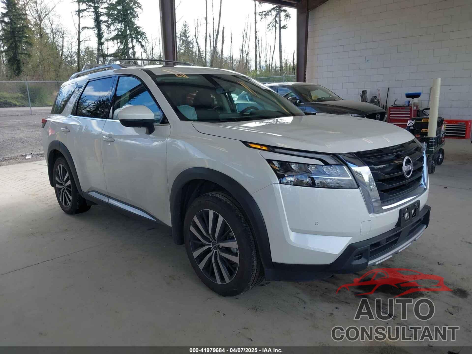NISSAN PATHFINDER 2024 - 5N1DR3DK5RC260647