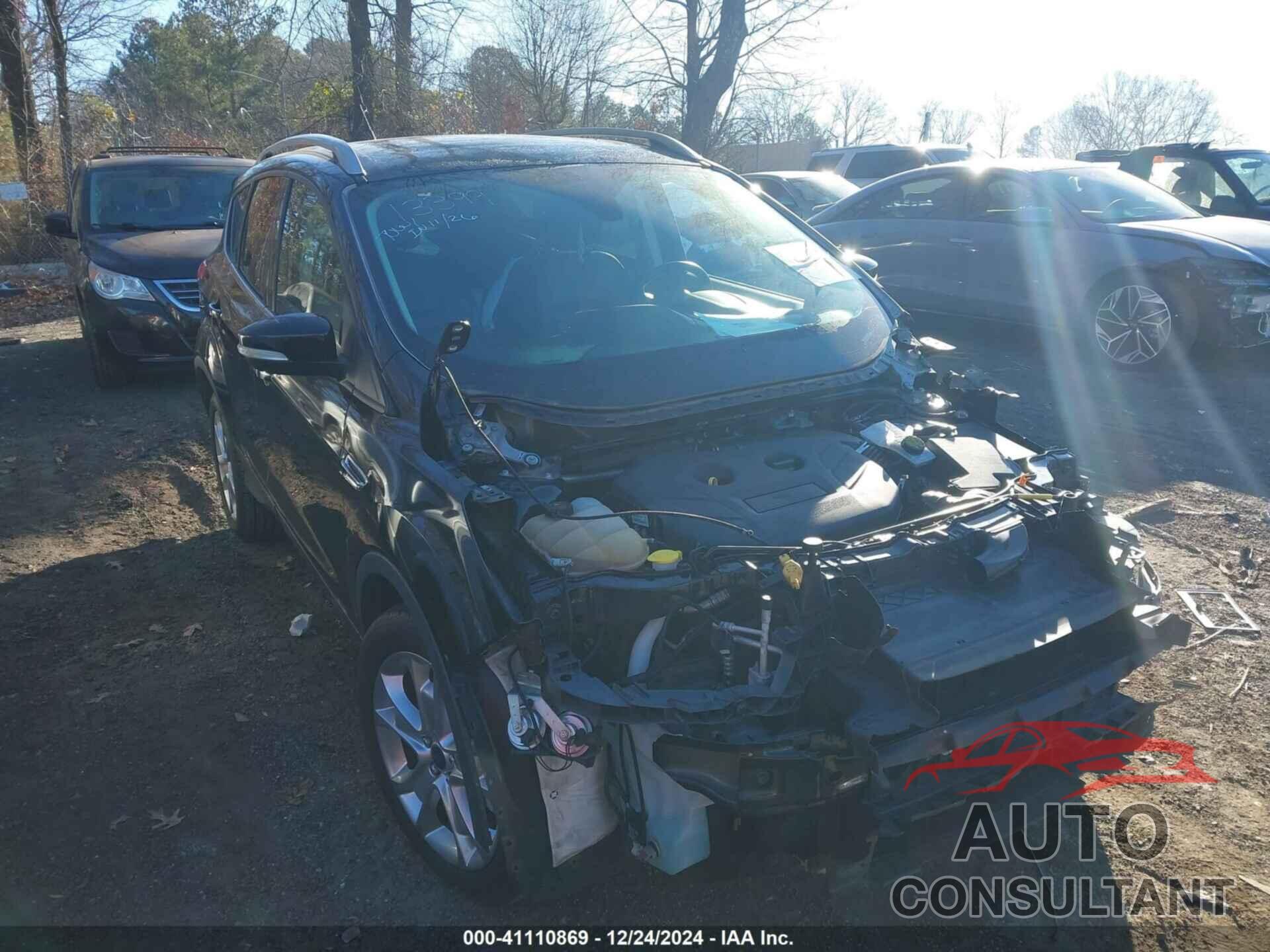 FORD ESCAPE 2016 - 1FMCU0J90GUC62887
