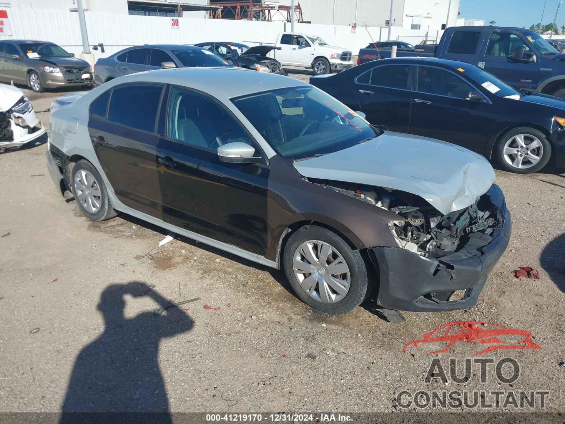 VOLKSWAGEN JETTA 2011 - 3VWDX7AJ4BM336499