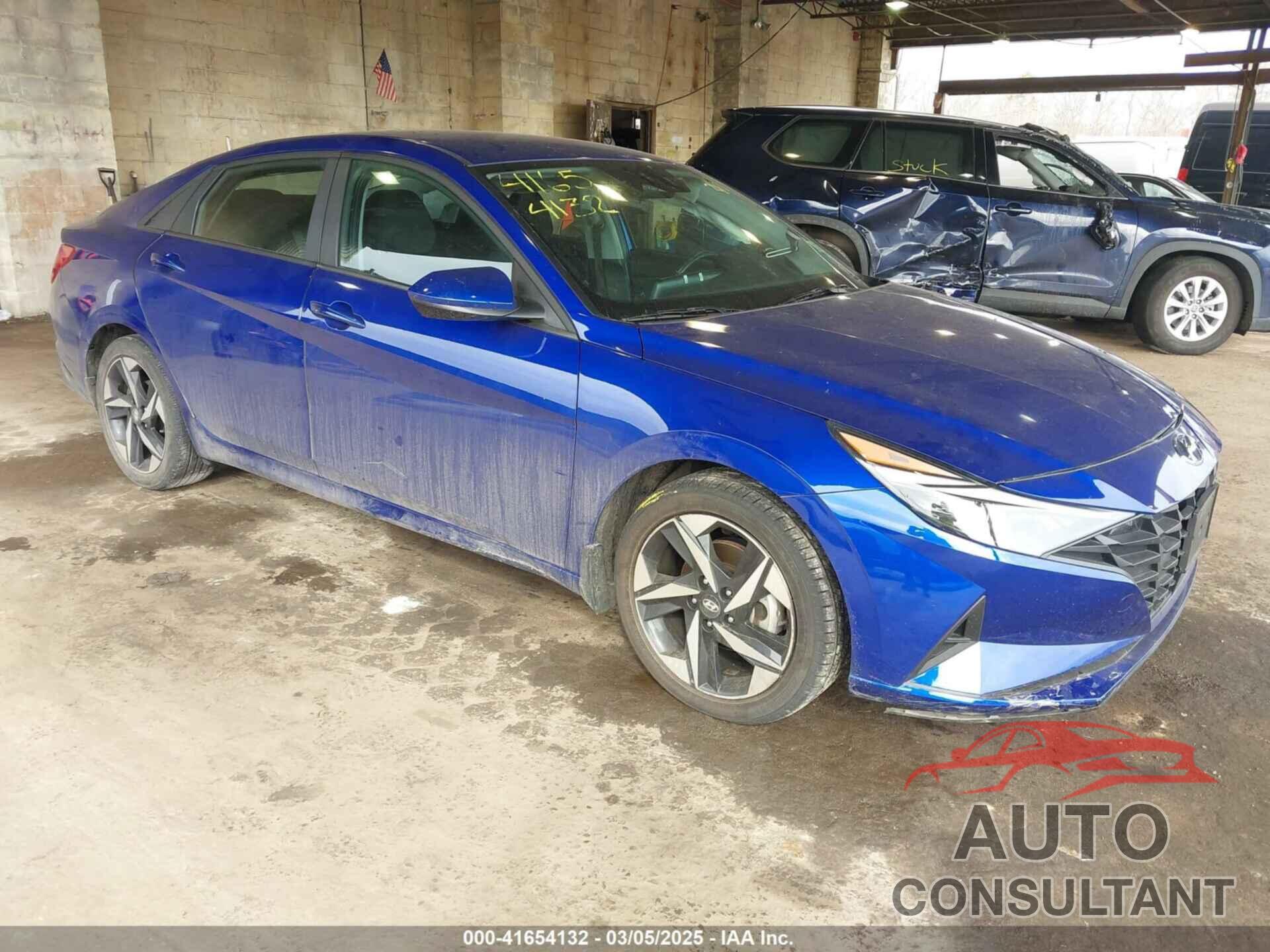 HYUNDAI ELANTRA 2023 - KMHLS4AG9PU559751