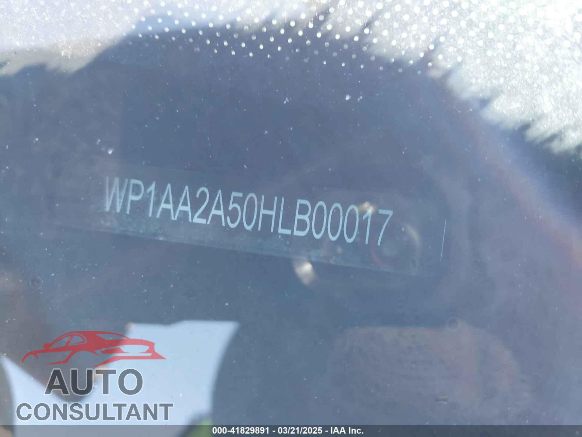 PORSCHE MACAN 2017 - WP1AA2A50HLB00017