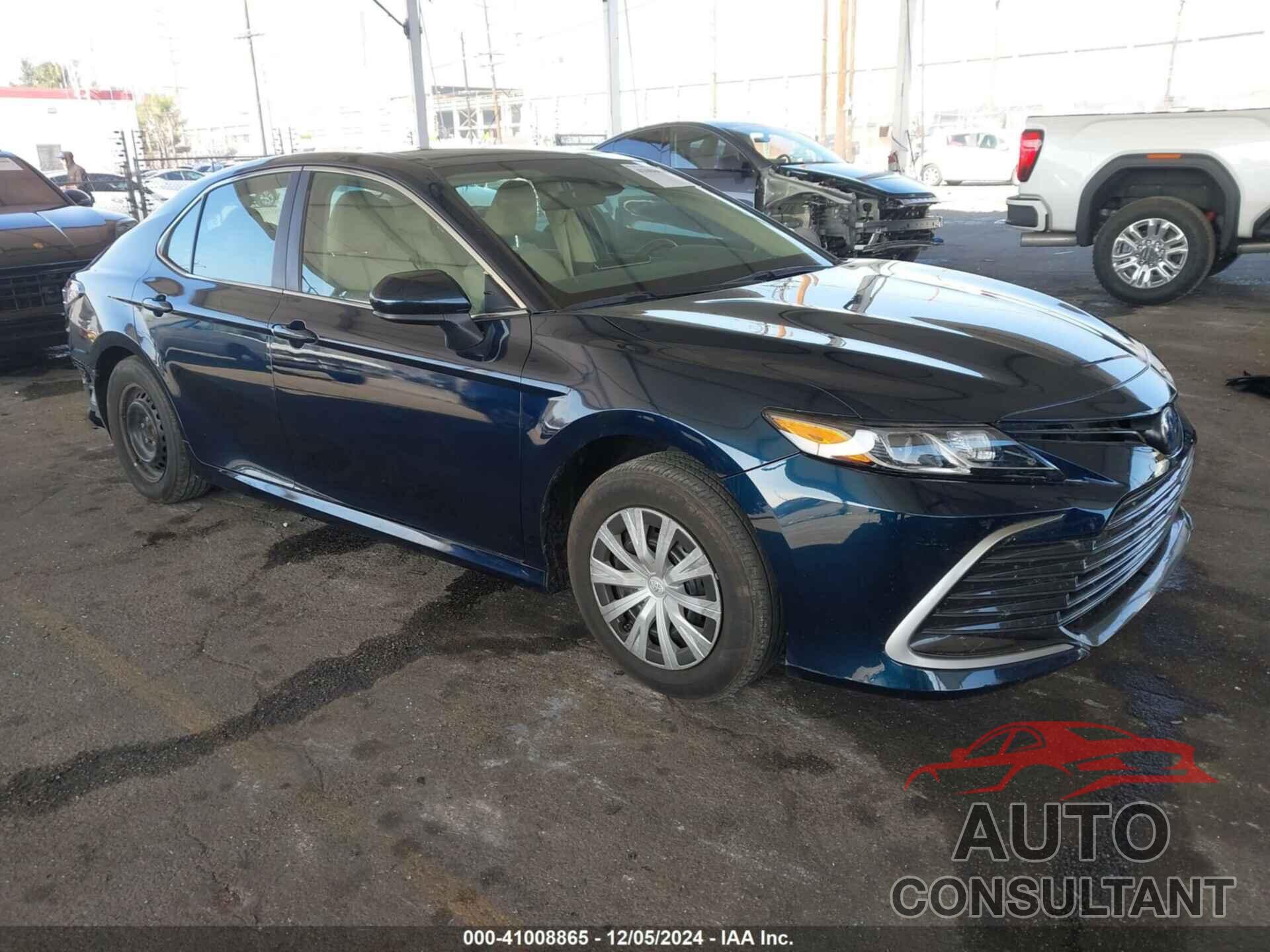 TOYOTA CAMRY 2021 - 4T1C31AK5MU566479