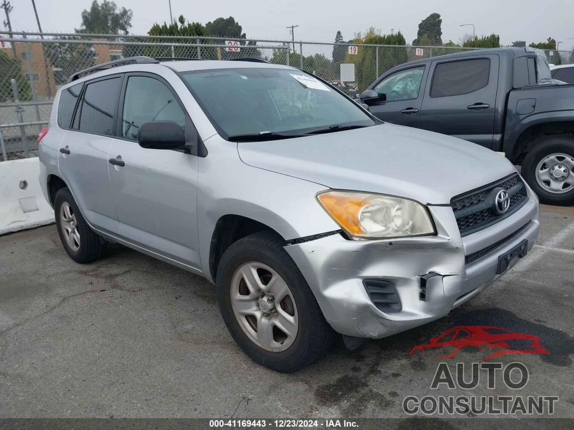 TOYOTA RAV4 2009 - JTMZF33V89D005712