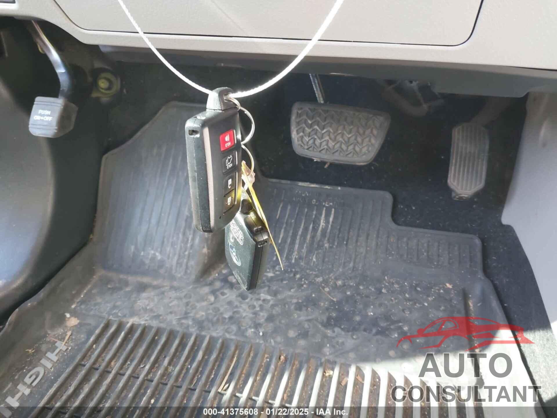 TOYOTA HIGHLANDER 2018 - 5TDKZRFH7JS540606