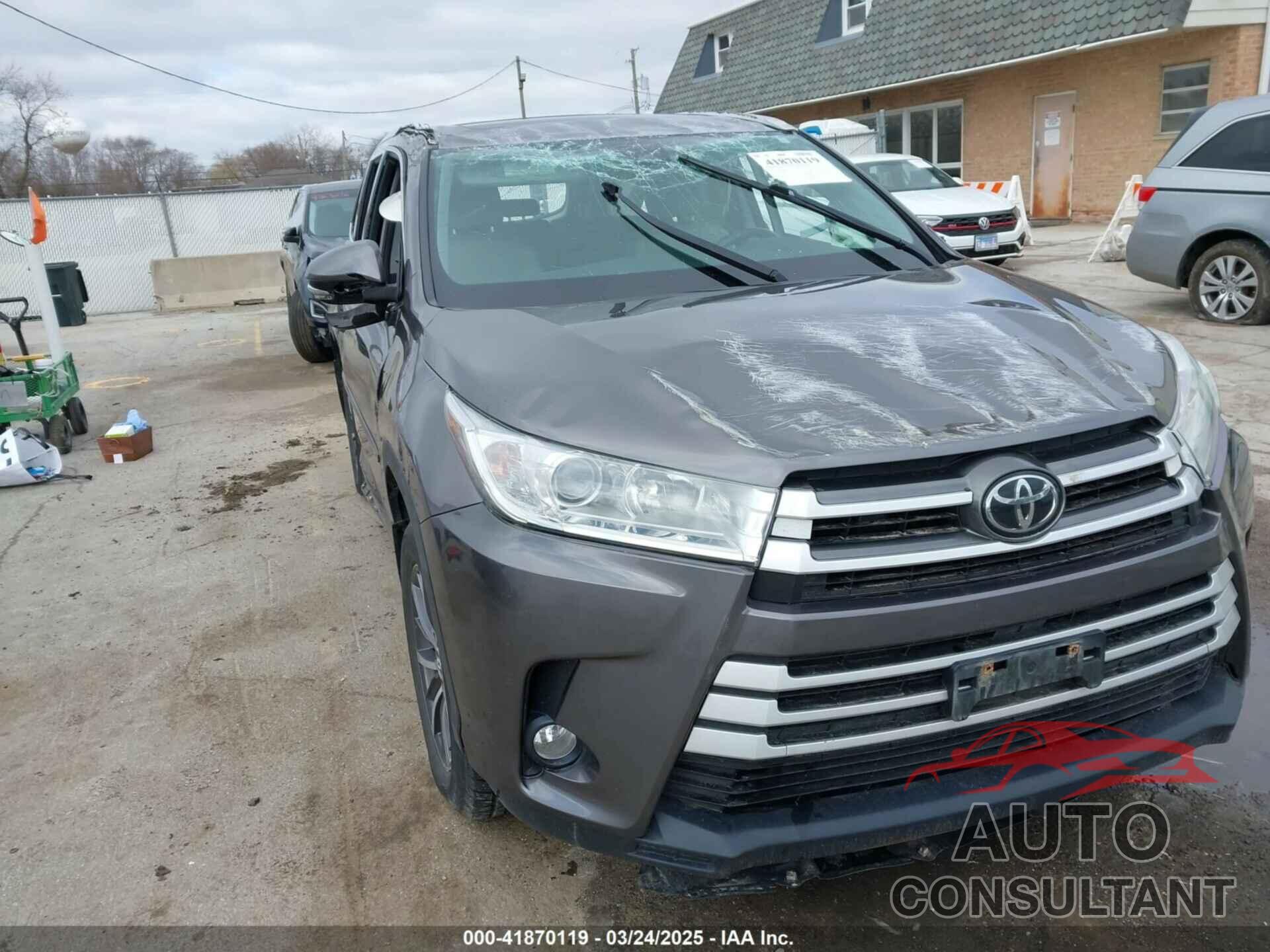 TOYOTA HIGHLANDER 2017 - 5TDJZRFH7HS411612