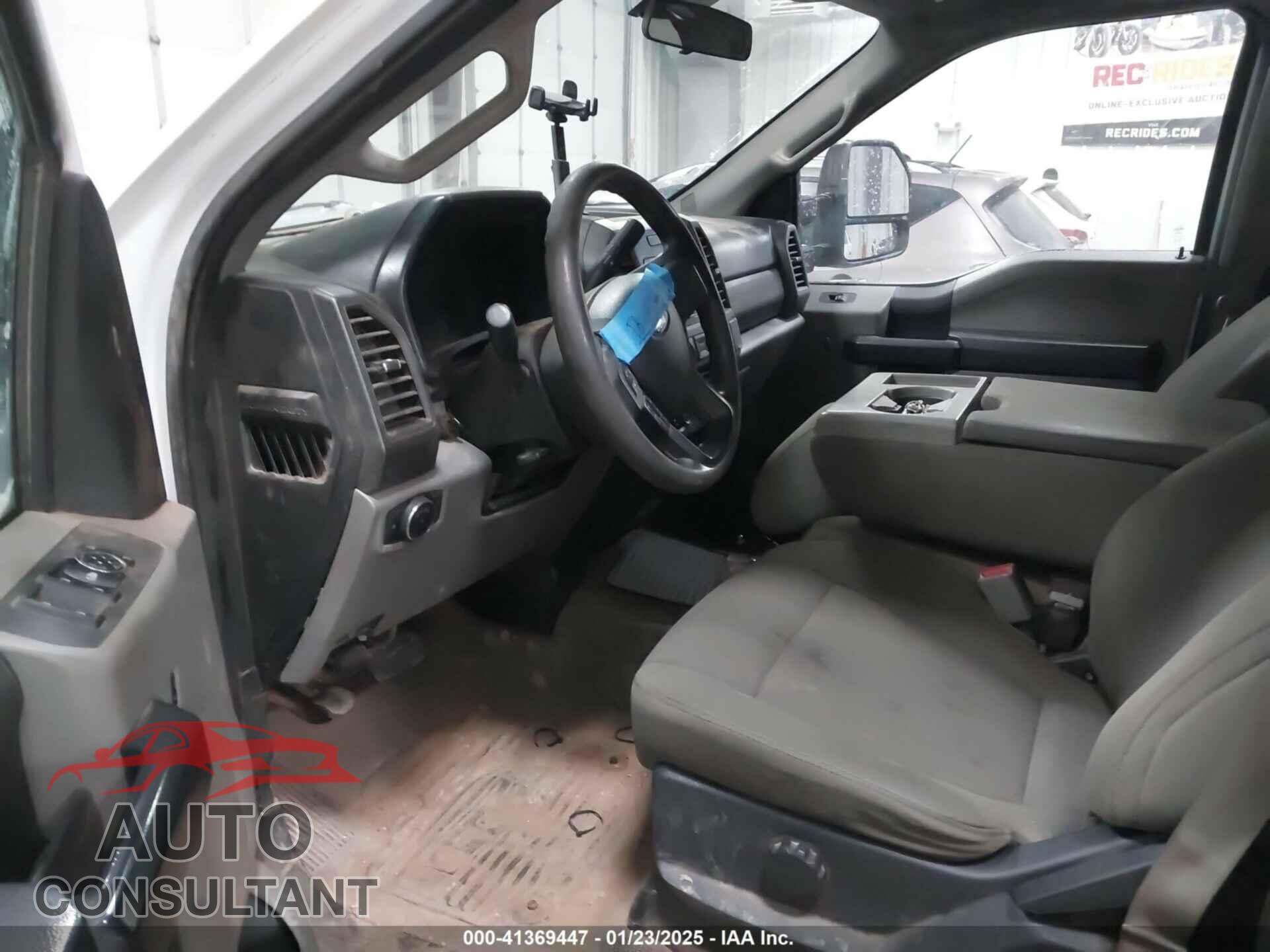FORD F-250 2017 - 1FT7W2B63HED58153