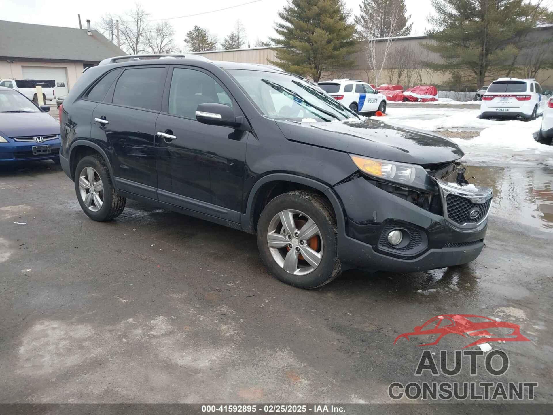 KIA SORENTO 2013 - 5XYKU4A64DG398904