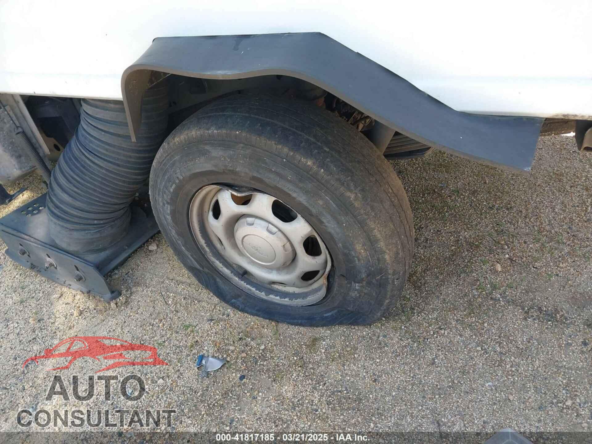 FORD F-150 2017 - 1FTMF1C84HKE37930