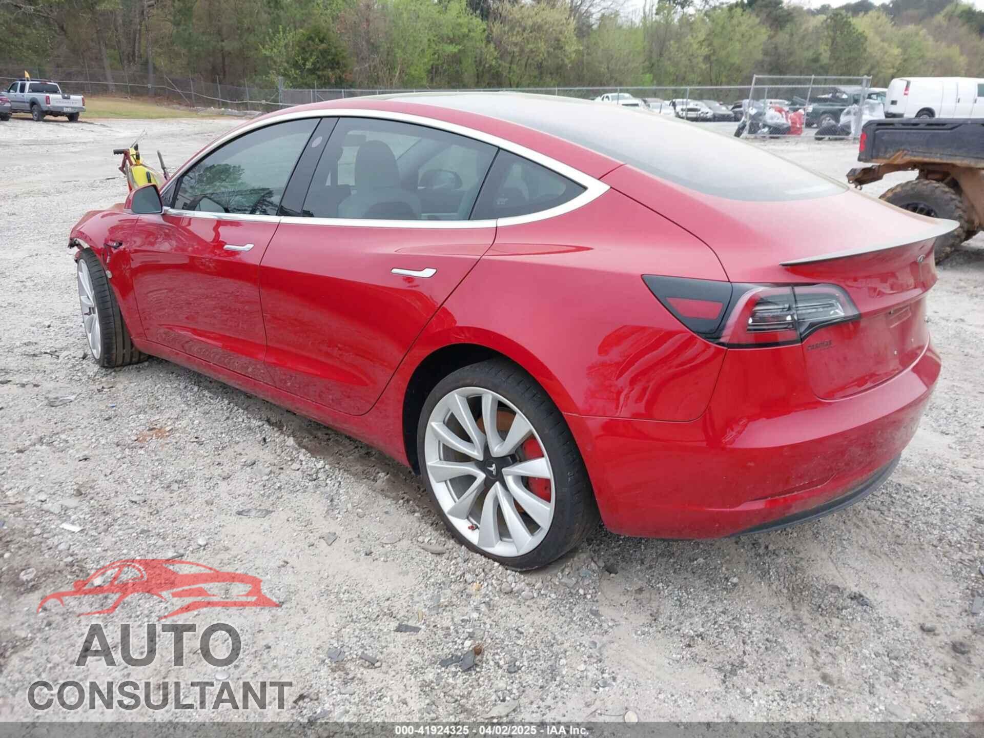 TESLA MODEL 3 2018 - 5YJ3E1EB7JF055384