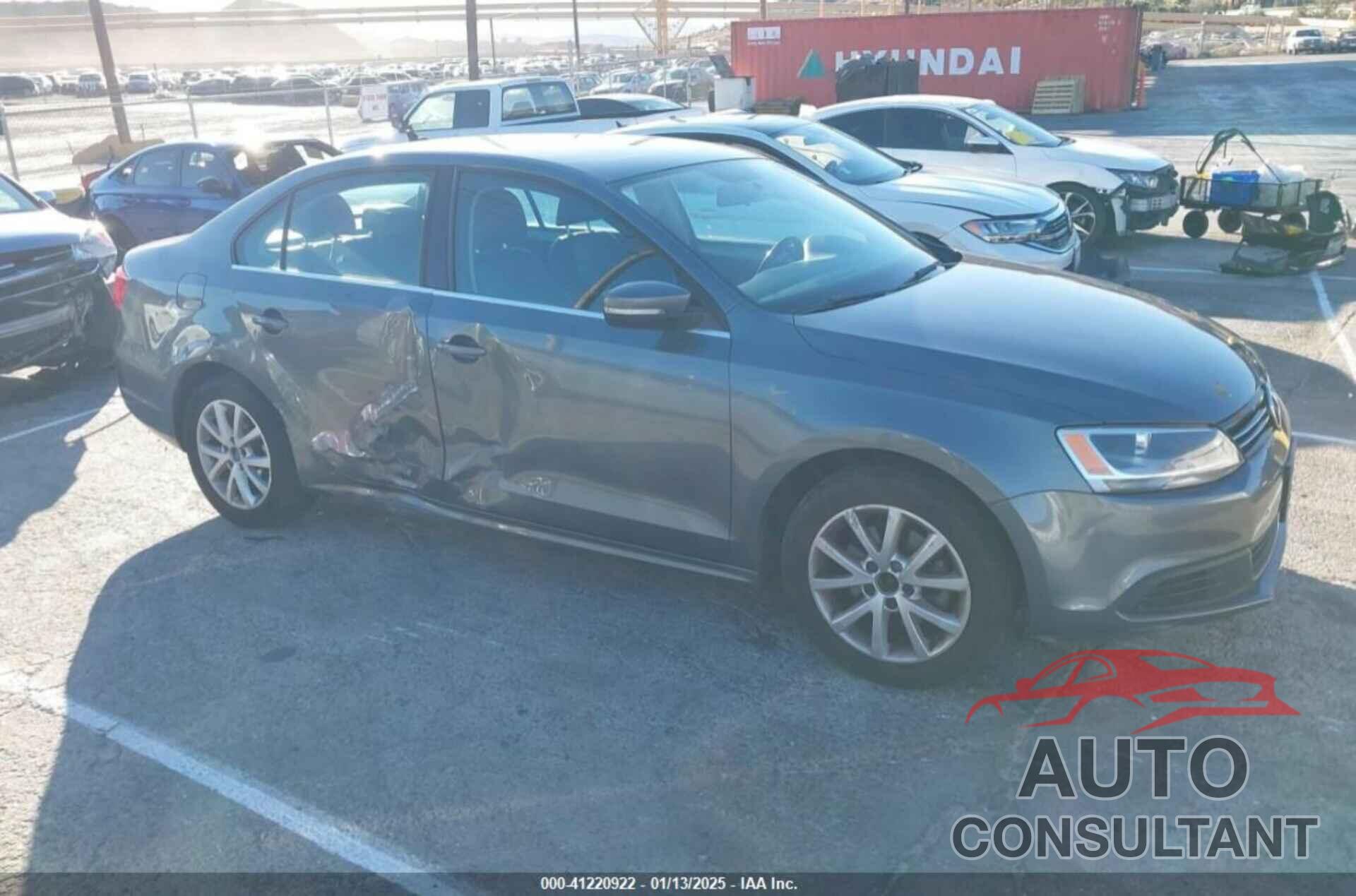 VOLKSWAGEN JETTA 2013 - 3VWDP7AJ1DM360357