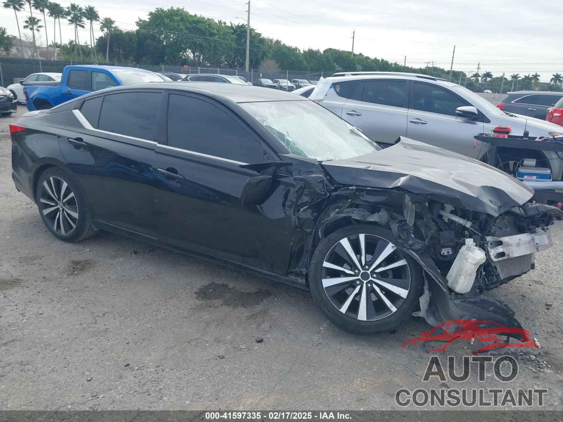 NISSAN ALTIMA 2019 - 1N4BL4CV5KC147663