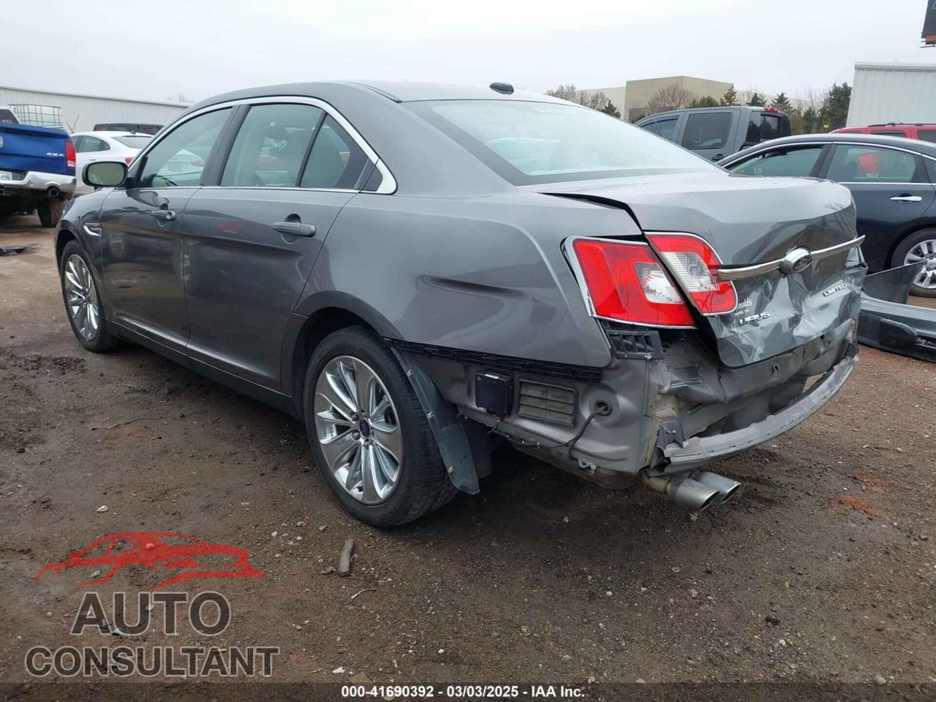 FORD TAURUS 2012 - 1FAHP2FW2CG143362
