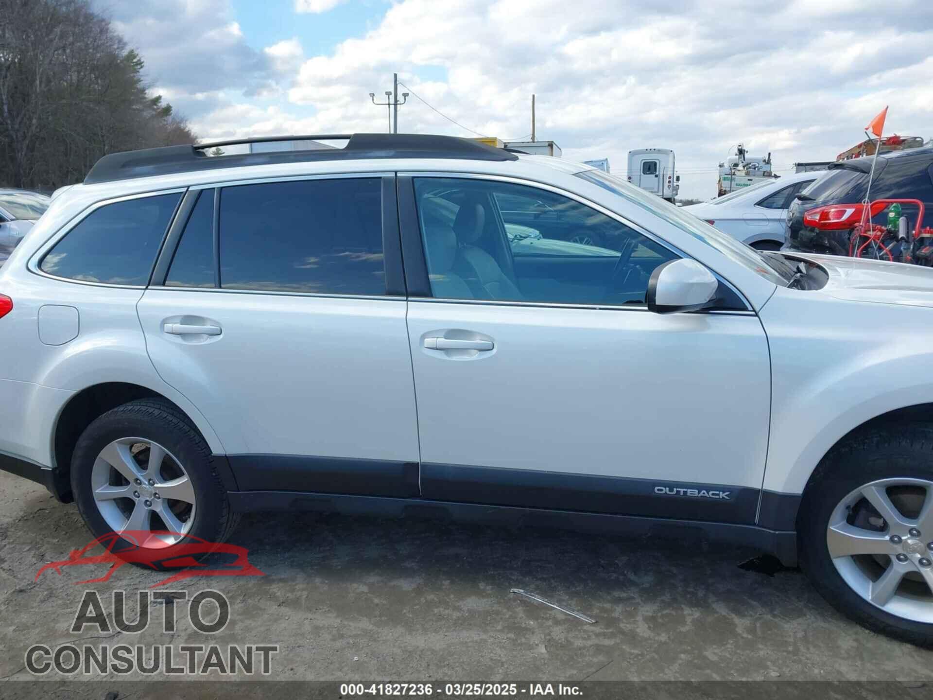 SUBARU OUTBACK 2013 - 4S4BRBLC8D3271890