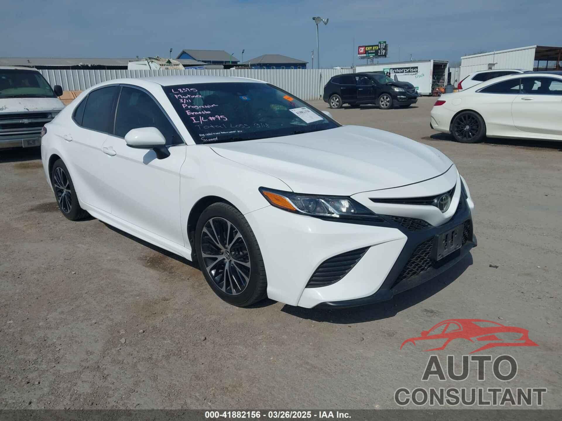 TOYOTA CAMRY 2018 - 4T1B11HK6JU548057