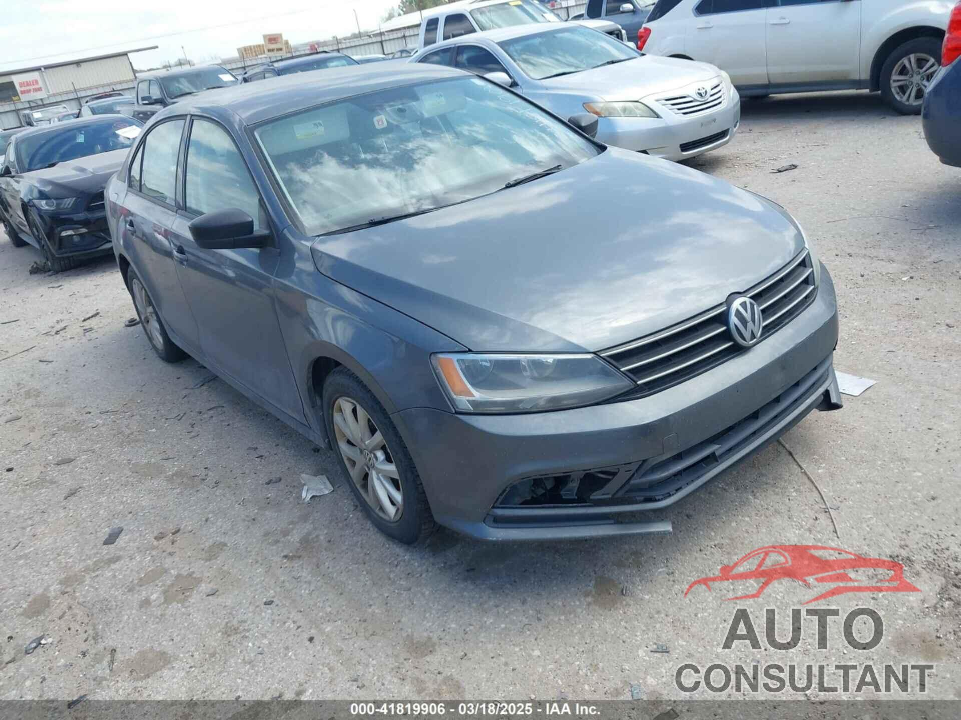 VOLKSWAGEN JETTA 2015 - 3VWD17AJ1FM241454