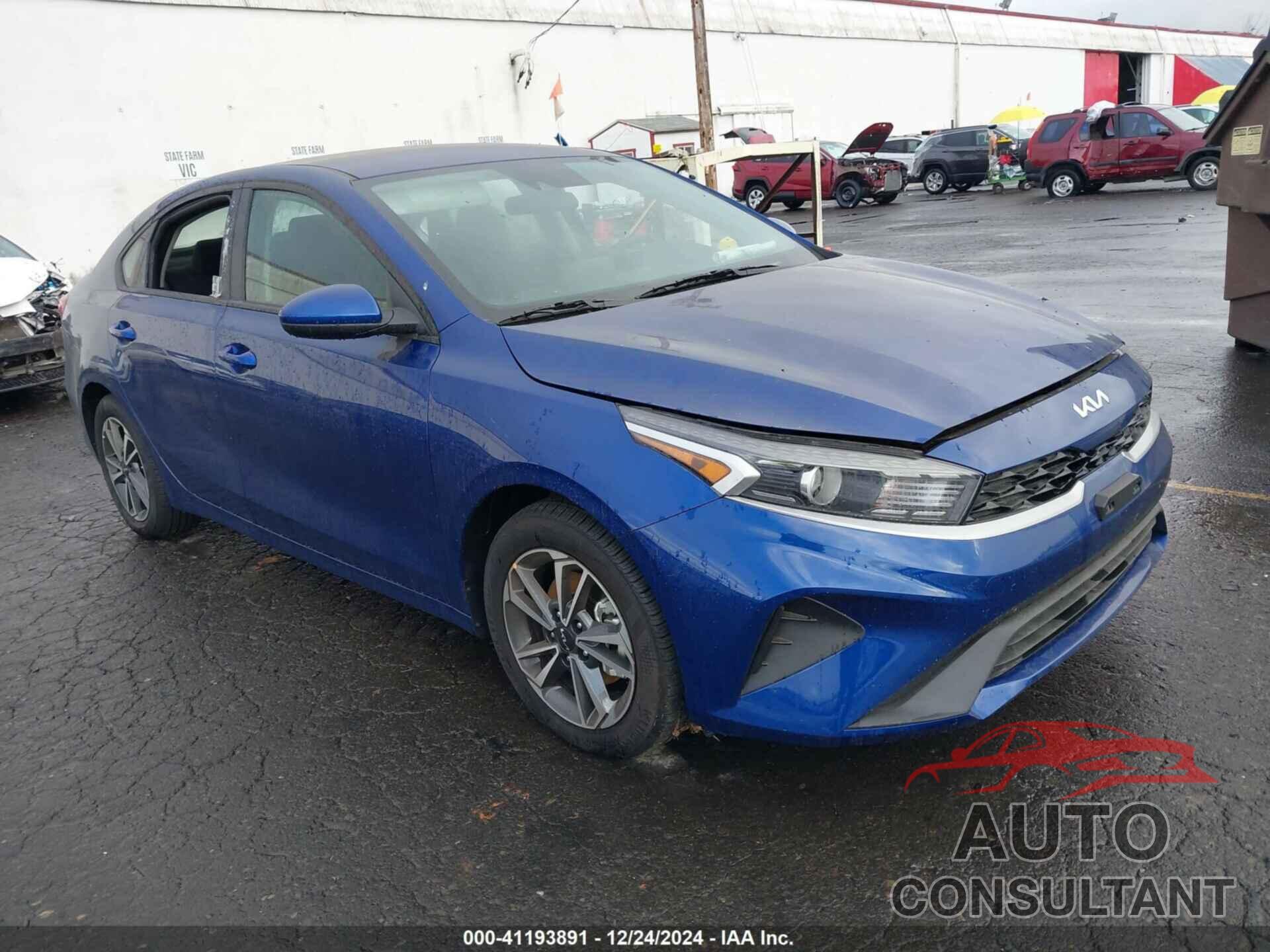 KIA FORTE 2023 - 3KPF24AD0PE622144